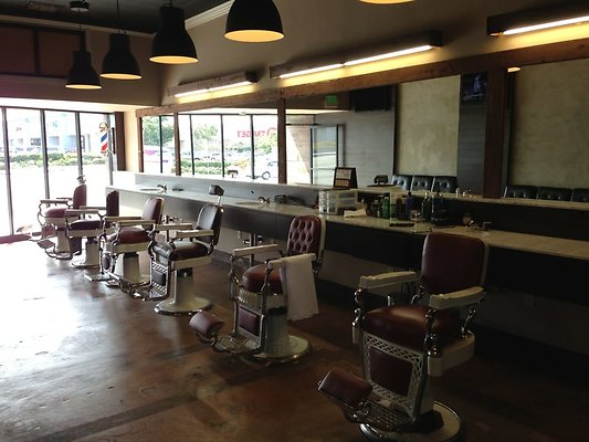 35 Prestige Barbershop