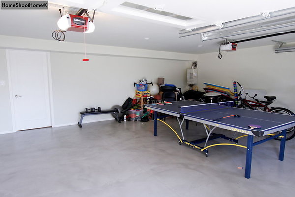 42interior-garage