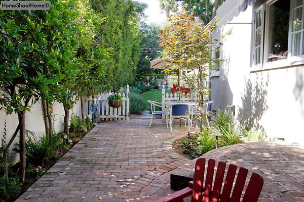 40side-patio-reverse