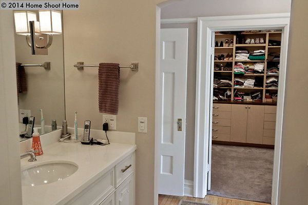 47master-bathroom-reverse