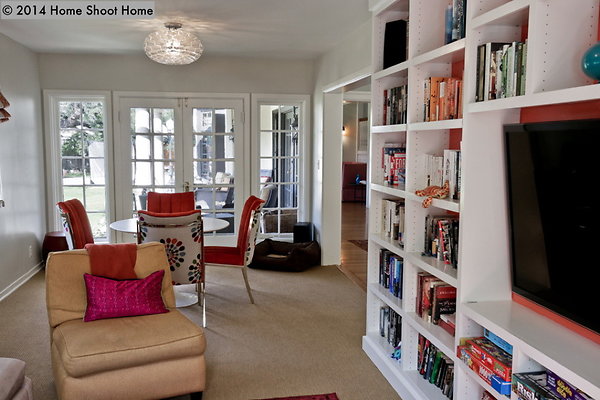 12family-room-reverser