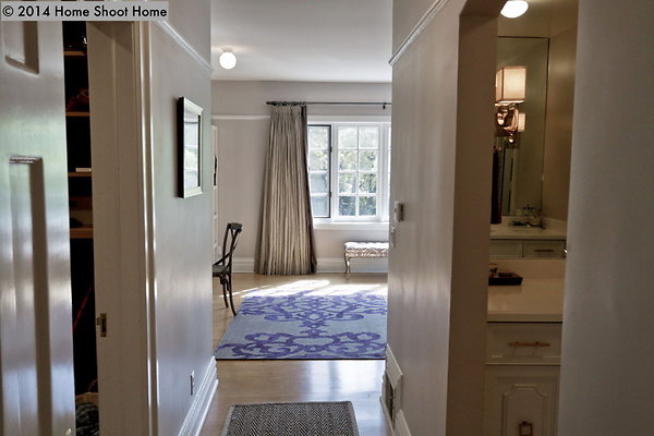 42master-bedroom-entrance