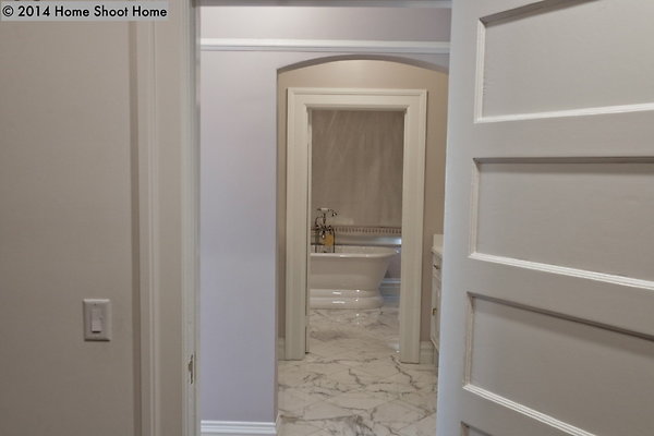 51walk-in-closet-reverse