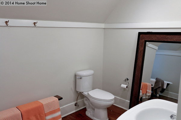 56third-floor-bathroom