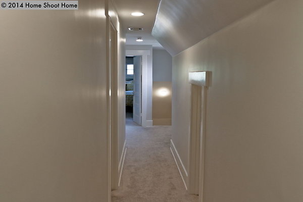 53third-floor-hallway-reverse