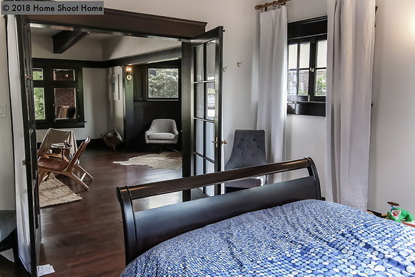 23bedroom1-to-living-room