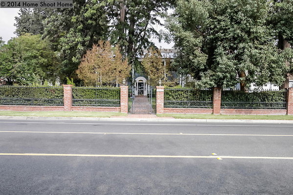 78wide-view-from-street