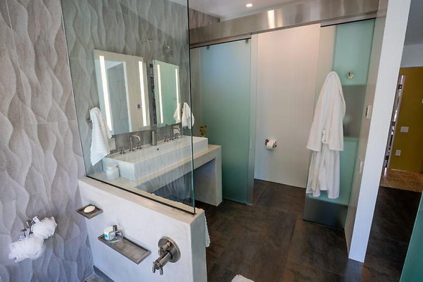 UNIVERSAL LA FILM SITESDH 2018House0092