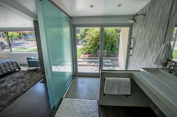 UNIVERSAL LA FILM SITESDH 2018House0078HDR