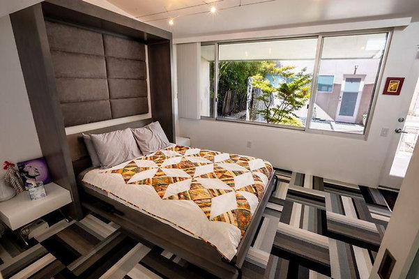 UNIVERSAL LA FILM SITESDH 2018House0159HDR