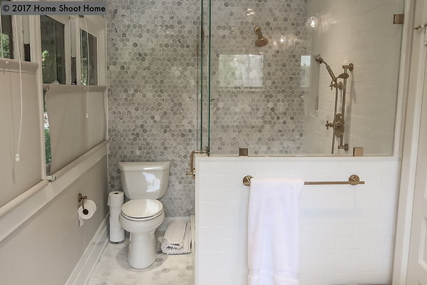 41master-bathroom-alt