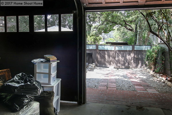 60interior-garage-reverse