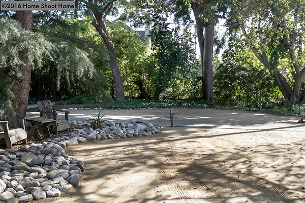 78front-yard-side-view-reverse