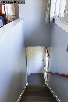 46rear-staircase