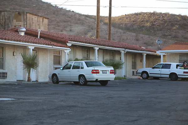 13 Torches Motel Barstow