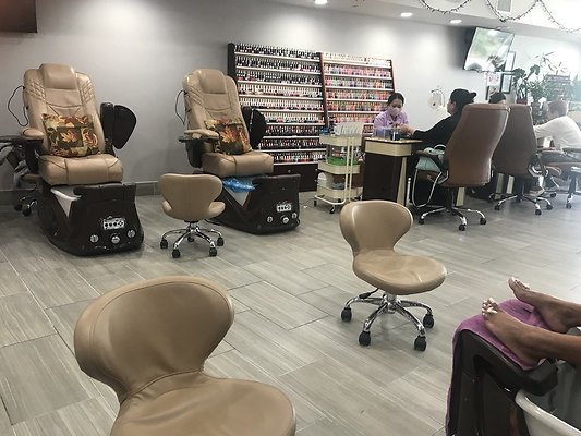 14 Top Service Nails