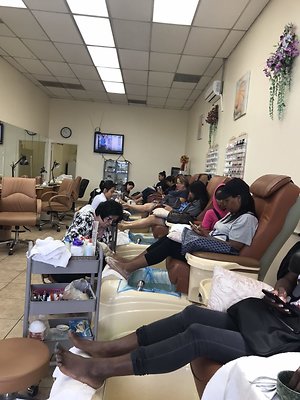 09 Long Lasting Nails