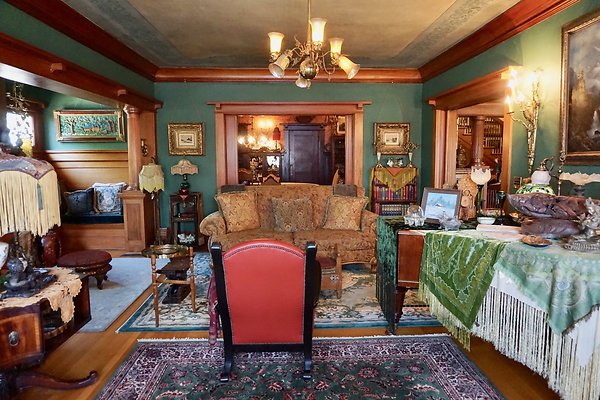 83 WorldGilbert House