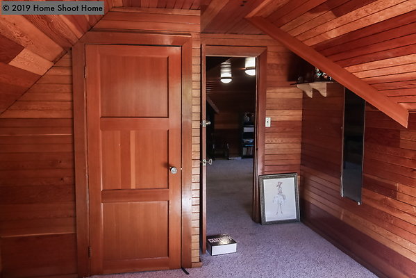 58attic-bedroom2-reverse