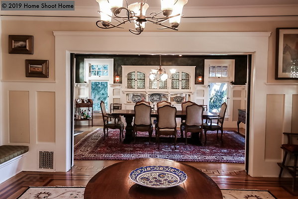 04entrance-to-dining-room