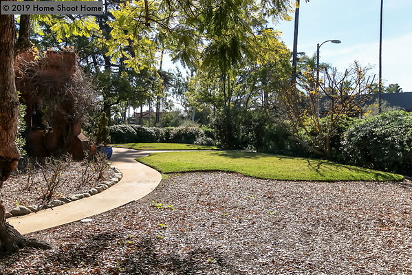 90front-lawn-side-view-reverse