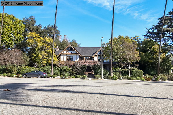 95wide-view-from-street