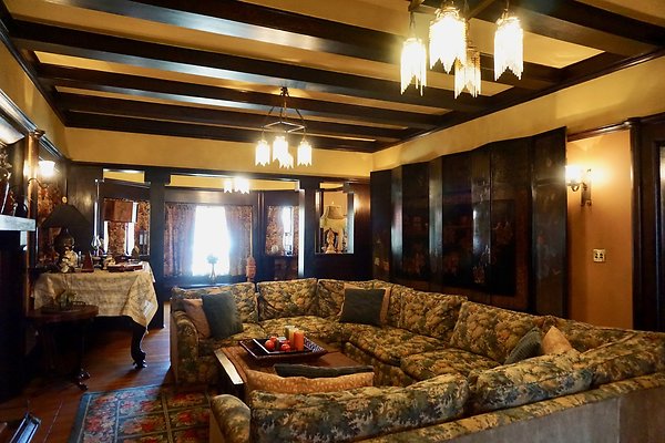 82 WorldCohn Mansion 2019